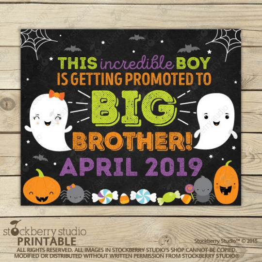 It's Not a Trick! Halloween Pregnancy Announcement Sign - Stockberry Studio