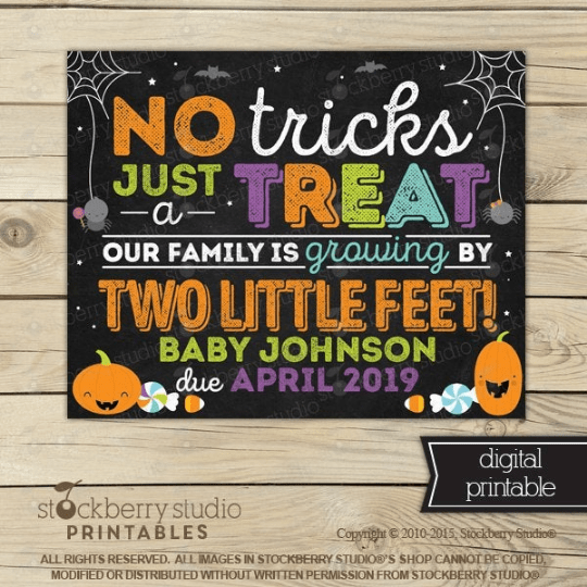 Halloween Pregnancy Announcement Chalkboard Sign - Stockberry Studio